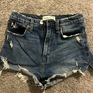 High Rise Mom Short Abercrombie